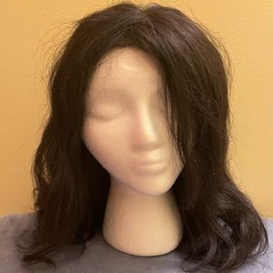 100% Human hair. Black wig.